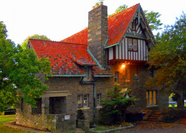 2022-04-24_Carson College_Stork Hill(1918)-20001.JPG