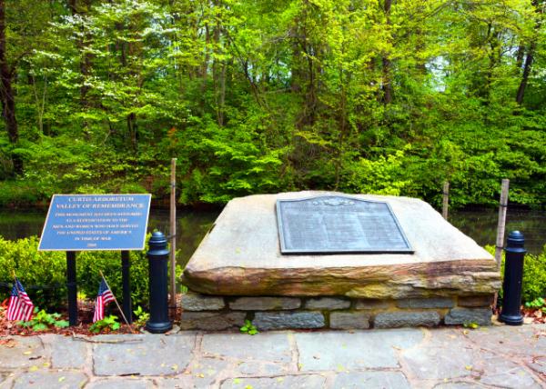 2022-05-08_Curtis Arboretum Valley of Remembrance0001.JPG