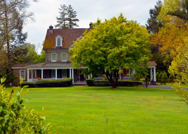 2022-05-08_Milmoral Built of Wissahickon Schist in the Colonial Revival Style in 1905-1906 @ 1150 Church Rd0001.JPG