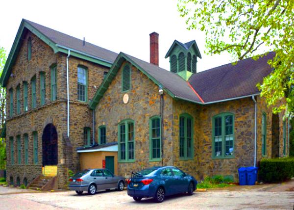 2022-05-08_Gable Roofs Topped by a Square Cupola0001.JPG