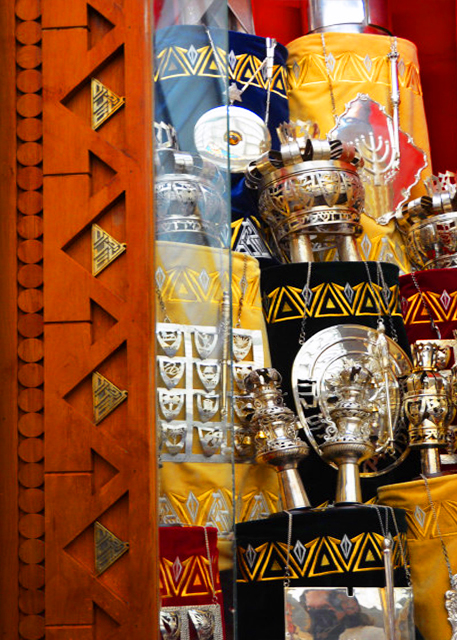 2022-05-08_Torah Cases0001.JPG