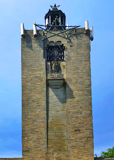 2022-06-01_Observation Deck in 6 Burial Floors0001.JPG