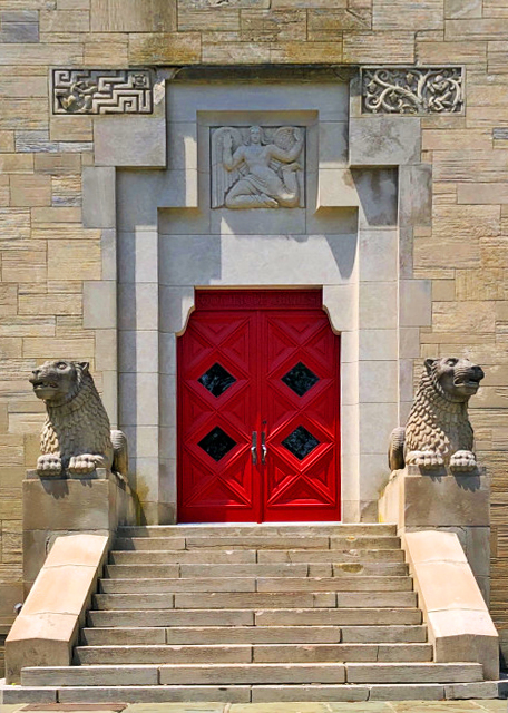 2022-06-01_Lions Guarding the Bronze Doors for the Entrance to the Tower of Chimes-10001.JPG