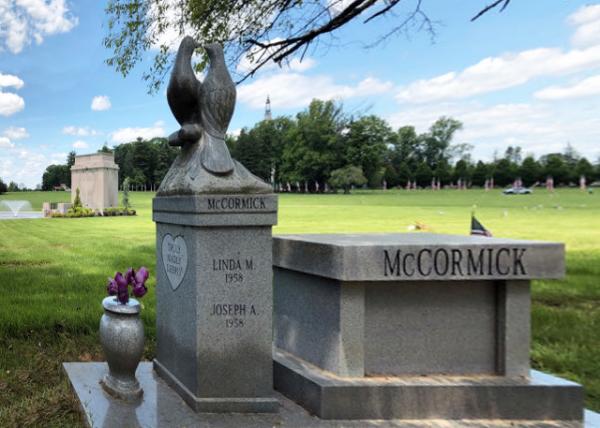 2022-05-29_Sculptures_ Family Mausoleums_ Benche_ Stone Vase0001.JPG