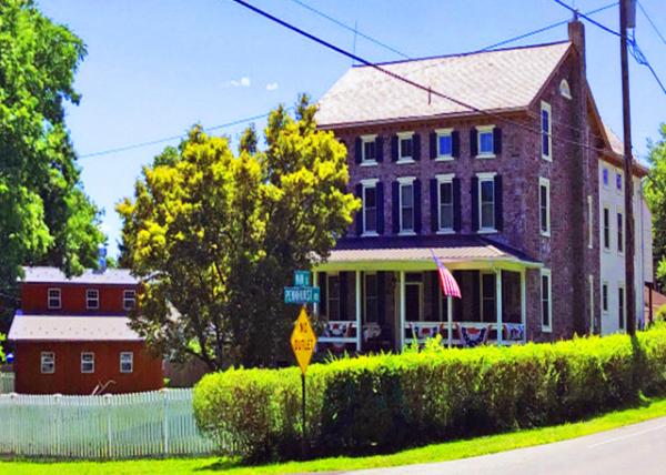 2022-06-19_Linfield_1229 Main St0001.JPG