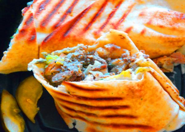 2022-06-19_Collegeville_Wame-Shawarma_Wame Sandwich0001.JPG