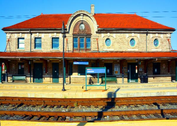 2022-07-03_Lansdale Station_Freight House (1909)-10001.JPG