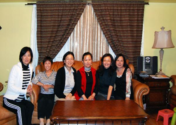 2010-11-24_Thanksgiving Party @ Alex's House.JPG