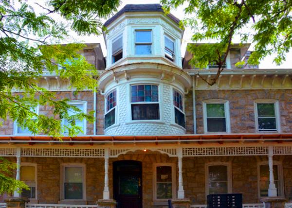 2022-07-16_824 W Main St (1900) w Valley Forge marble Stones & Dormers in Wood or Stucco0001.JPG