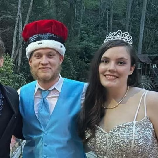 1764665396976095.png IMG_4724.png