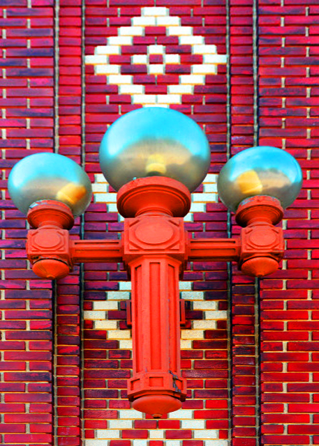 1764708644198443.jpg 2022-07-30_125-127 W Butler Pike_Old Garages of Keasbey & Mattison Co_Lights0001.JPG