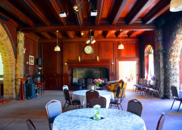 2022-07-30_Camp Hill Hall_Fireplace_1st of 10 Remaining0001.JPG