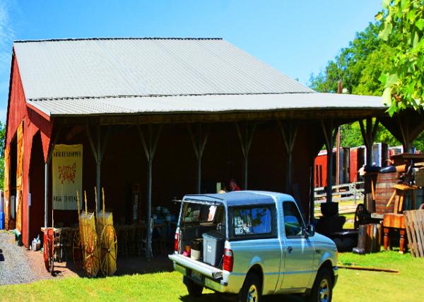2022-08-14_Goschenhoppen Folk Festival_Barn0001.JPG
