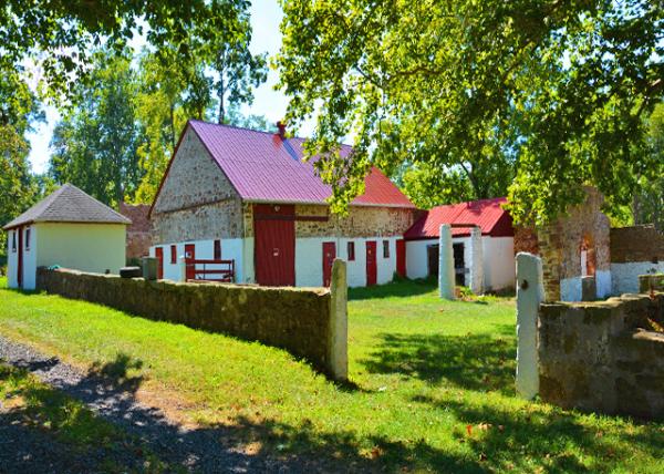 2022-08-20_Penrose-Strawbridge Farm_Distillery to malt grain_ distill spirits and brew beer0001.JPG