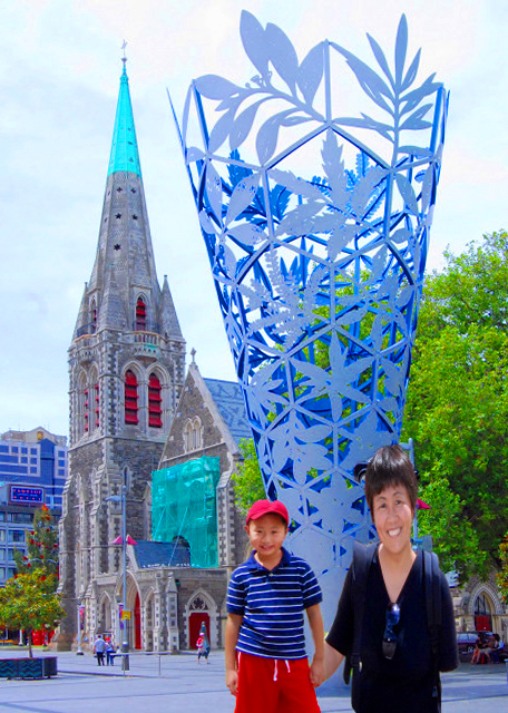 1764962686855030.jpg 2009-12-25_ 2000 Sculpture & Christ Church Cathedral in Christchurch, NZ_M0001.JPG