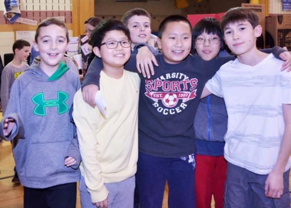 2015-01-23_Cole-Yumin-Andrew-Aiden-Victor-Robbie @ Sci Fair of Mont ES0001.JPG
