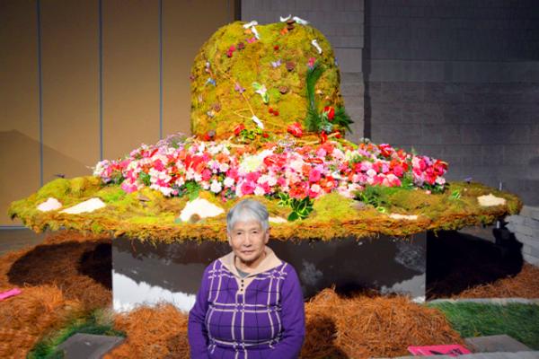 2023-03-05_Mama's Hat-10001.JPG