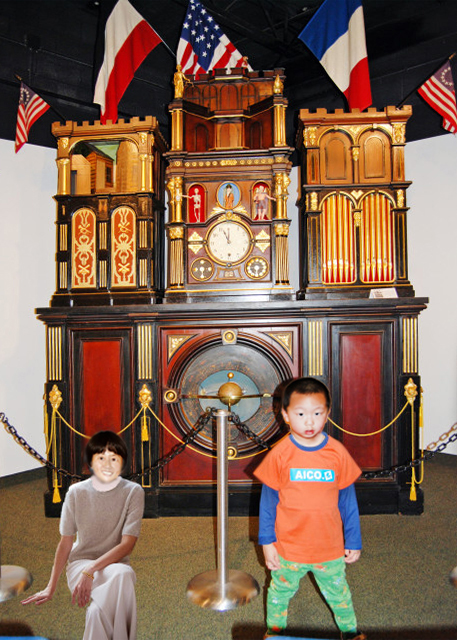 2007-04-22_Monumental Engel Clock @ National Watch & Clock Museum0001.JPG