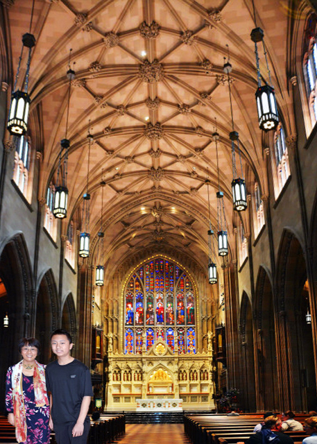 2016-04-11_Nave of Trinity Church0001.JPG