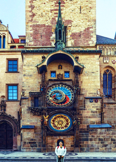 2001-05-18_Prague Astronomical Clock0001.JPG