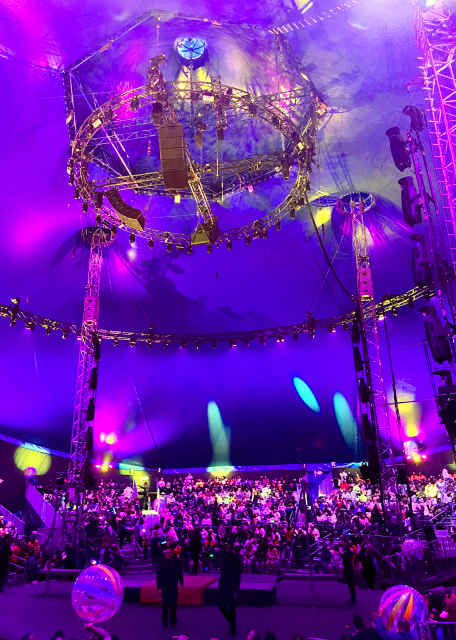 2023-11-18_Hip-Hop Dance to Entertain the Crowd0001.JPG