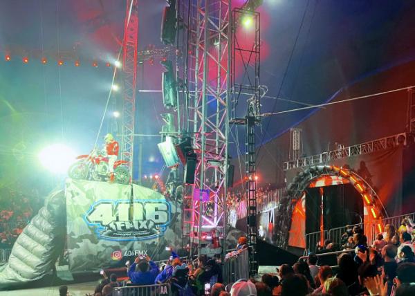 2023-11-18_High-Flying Motorbikes0001.JPG