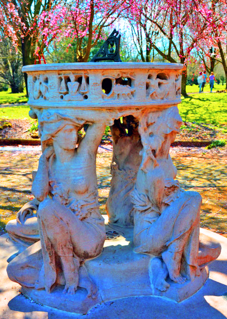 1765655377572701.jpg 2022-04-08_Sundial in Art Nouveau-Style Representing the 4 Seasons-20001.JPG