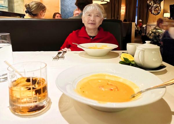 2024-03-03_01_Smoke Old Fashioned w Basil Hayden's Bourbon, a Dash of Chocolate Bitters Served on a Smoked Plank Tableside & Maine Lobster Bisque0001.JPG