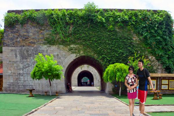 2019-07-20_Gate of China_4 Arch Gates-10001.jpg