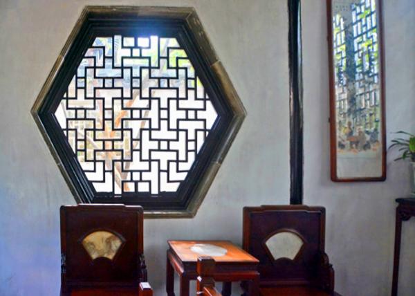 2019-07-23_Lattice Window @ Hall of 36 Pairs of Mandarin-Ducks-40001.JPG