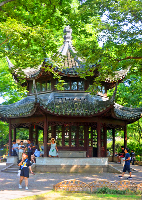 2019-07-23_Octagonal Tented Roof of Heavenly Spring Pavilion-10001.JPG