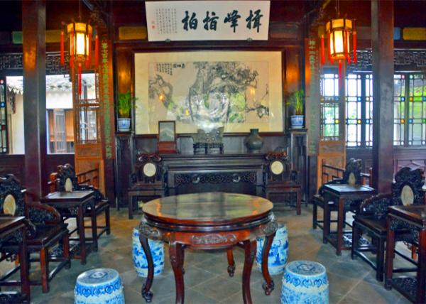 2019-07-23_Room for Bowing to the Peak & Pointing to the Cypress-10001.JPG