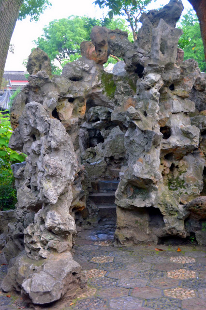 2019-07-23_Stone-paved Path0001.JPG