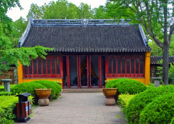 2019-07-24_Main Hall of Prime Minister Zixu Wu's Temple0001.JPG