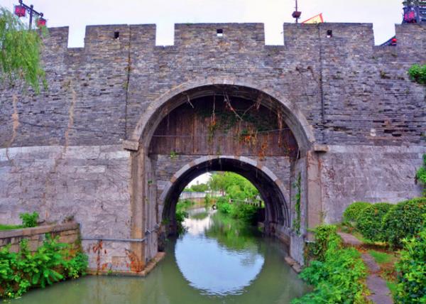 2019-07-24_Water Gate_ the Backdrop of 1986 TV Drama Series of Journey to the West0001.JPG