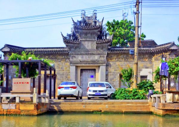 2019-07-24_Brick-carved Gate Tower of Shantong Association-10001.JPG