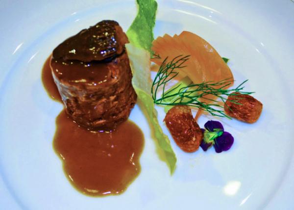 2019-07-26_05_Braised Ox Tail_ Gourmet Morchella Mushroom_ Black Tiger Prawn and Crispy Sea Salt Slice0001.JPG