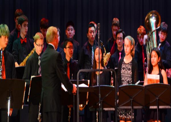 2017-12-14_01_Herald the Holidays by Robert W Smith ASCAP ����ʫ���޲��ء�ʷ��˹���������ڡ�0001.JPG