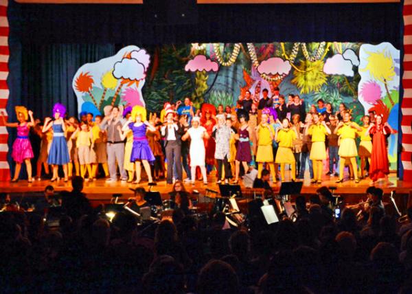 2018-03-11_Act 2_Scene 4_Circus @ Seussical @ PBMS ��Ϫ���С����־硶��˹��������0001.JPG