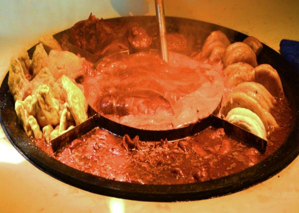 2018-08-17_Food_Mixture of Stewed Pork Intestines_ Pork Lungs & Pottage0001.JPG