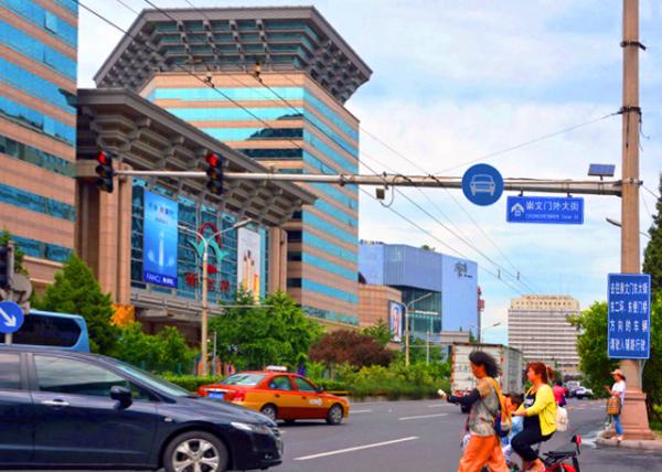 2018-08-18_Street_ChongWenMen Outer Blvd0001.JPG