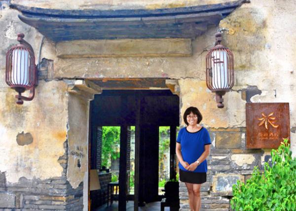 2018-08-19_Flower Trace Hotel_Door-10001.jpg