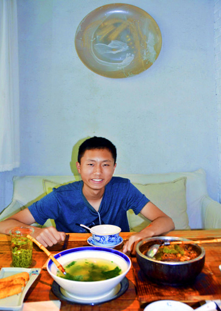 2018-08-19_Flower Trace Hotel_Lunch-10001.JPG