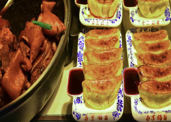 2018-08-19_Food_Braised Trotter-Fried Dumpling in Old Style0001.JPG