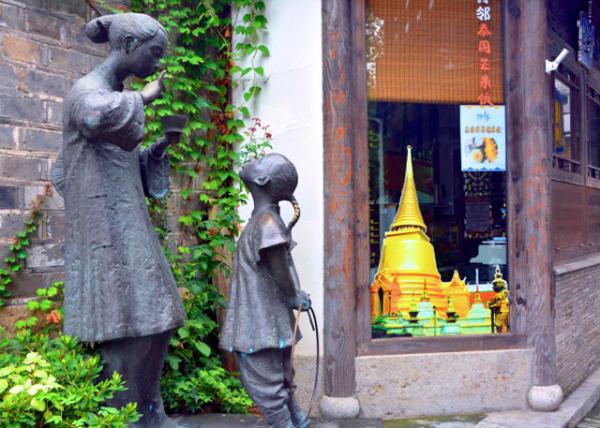 2018-08-20_Old East Gate_Sculpture-10001.JPG