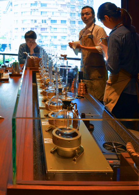 2018-08-23_Starbucks Reserve Roastery_Bar Counter-60001.JPG