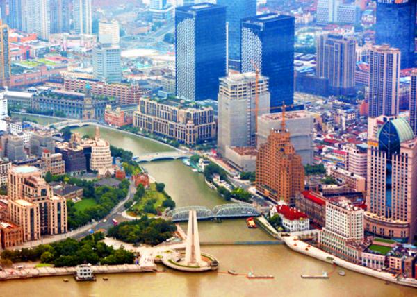 2018-08-23_Garden Bridge & Broadway Mansions Hotel over Suzhou Creek-20001.JPG