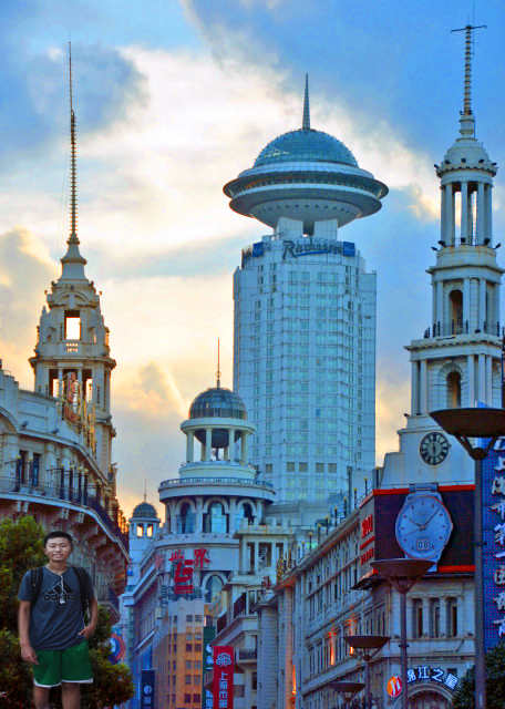 2018-08-22_Bldg_Radisson Blu Hotel Shanghai New World-10001.jpg