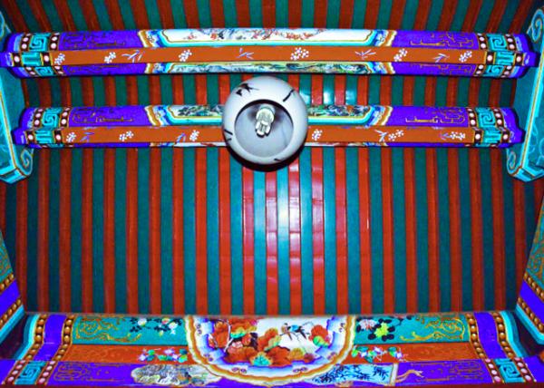 2018-08-25_Beijing_Tong Ren Tang_Deco0001.JPG