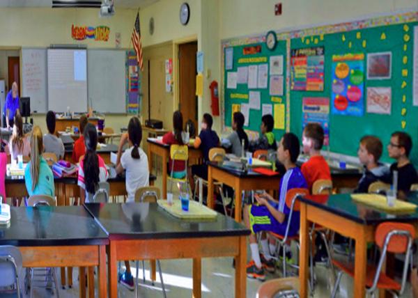 2015-09-18_7th Grade Sci.0001.JPG